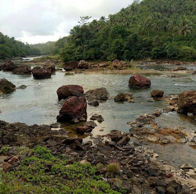 Taman Jesper merupakan taman berintikan batu jasper berwarna merah hati, yang berada di Kecamatan Panca Tengah, Kabupaten Tasikmalaya.