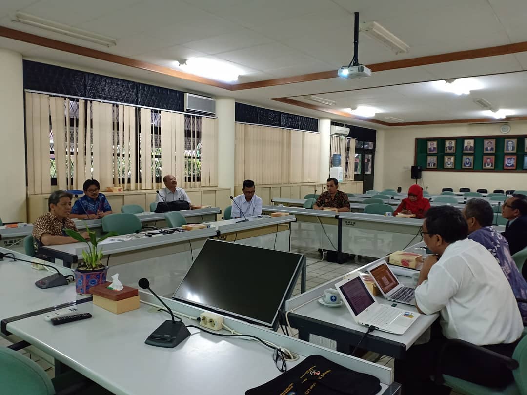 Diskusi pembentukan Pusat Studi Sawit IPB